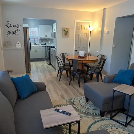 Terran'S Dupont Retreat Villa